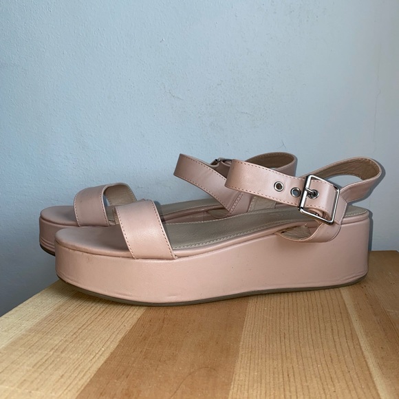 ASOS Pink Platform Sandals - Picture 2 of 11